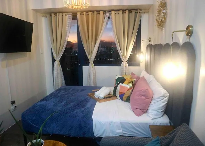 Boho Glam At Center Aparthotel 3*